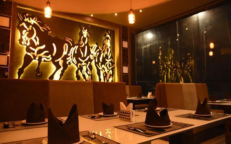 Hotel Royal City 西里古里 外观 照片