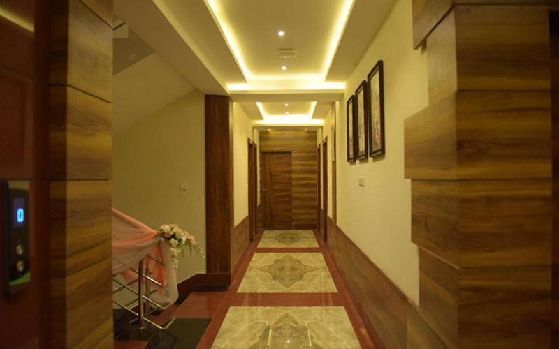 Hotel Royal City 西里古里 外观 照片