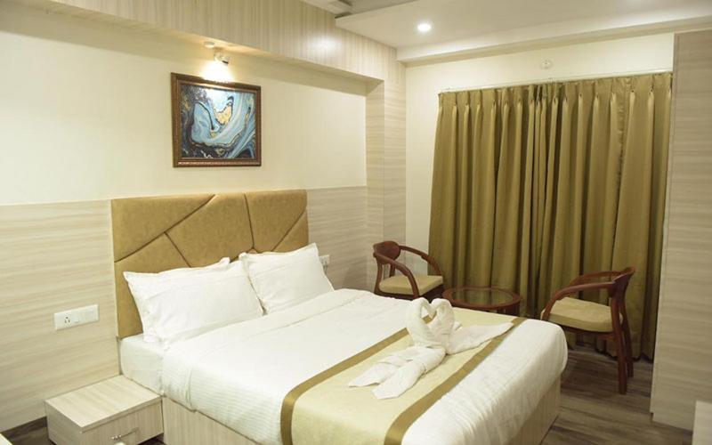 Hotel Royal City 西里古里 外观 照片